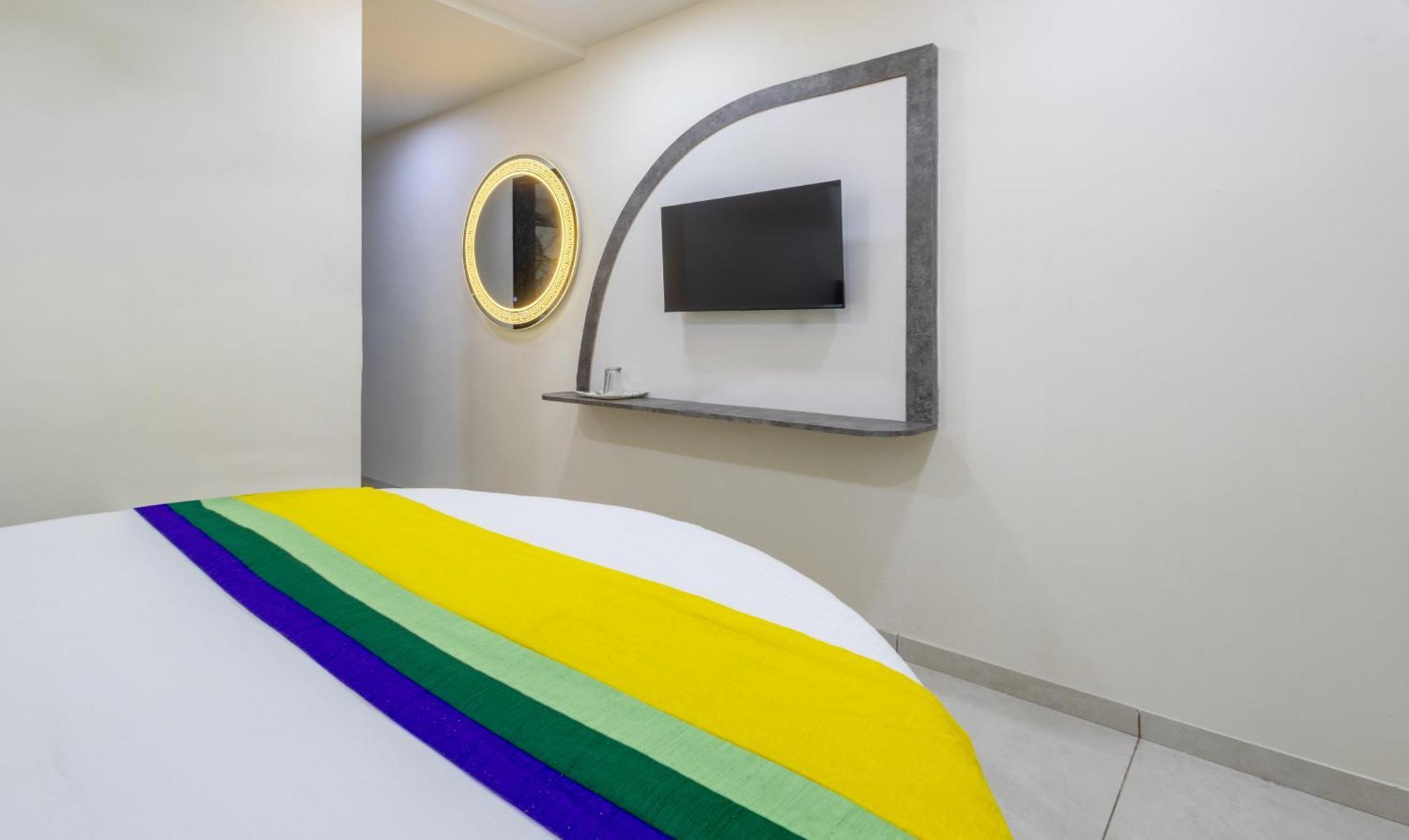 Itsy Hotels Signature, Nehru Nagar Ahmedabad Buitenkant foto