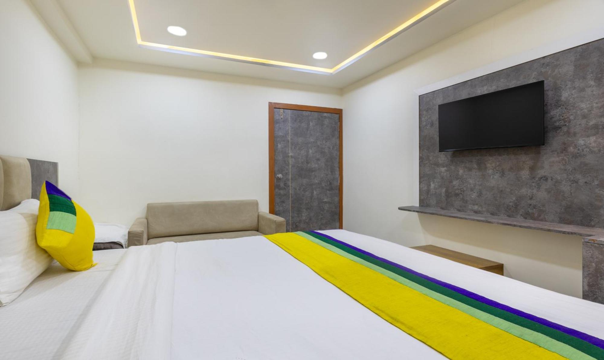 Itsy Hotels Signature, Nehru Nagar Ahmedabad Buitenkant foto